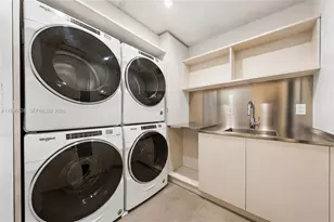 100 S Pointe Dr, Miami Beach, FL 33139 - Photo 56