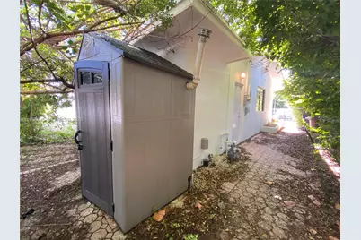 1101 Bay Dr, Miami Beach, FL 33141 - Photo 6