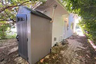 1101 Bay Dr, Miami Beach, FL 33141 - Photo 6