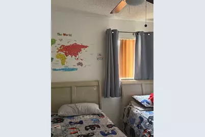 7477 NW 167th St, Hialeah, FL 33015 - Photo 18