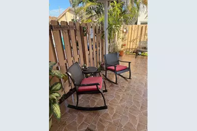 7477 NW 167th St, Hialeah, FL 33015 - Photo 22