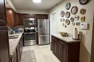 7008 NW 95th Terrace, Tamarac, FL 33321 - Photo 4