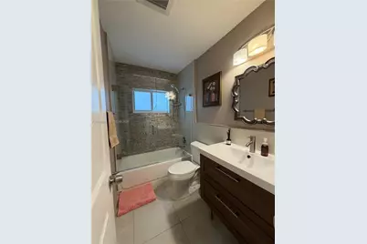 7008 NW 95th Ter, Tamarac, FL 33321 - Photo 20
