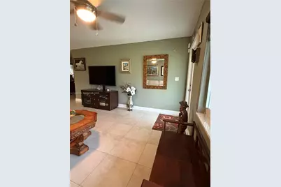 7008 NW 95th Ter, Tamarac, FL 33321 - Photo 16