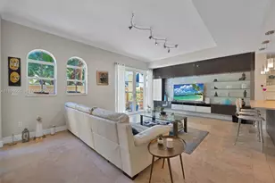 18345 NE 30th Pl, Aventura, FL 33160 - Photo 2