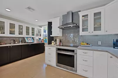 18345 NE 30th Pl #18345, Aventura, FL 33160 - Photo 6