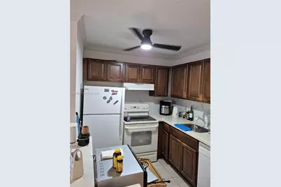 371 Brighton I #371, Boca Raton, FL 33434 - Photo 10