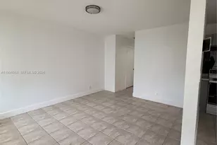 6071 SW 33rd St, Miramar, FL 33023 - Photo 6