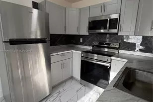 6071 SW 33rd St, Miramar, FL 33023 - Photo 2