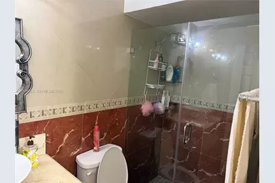 9085 Grand Canal Dr, Miami, FL 33174 - Photo 4