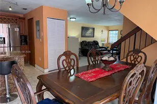 9085 Grand Canal Dr, Miami, FL 33174 - Photo 8