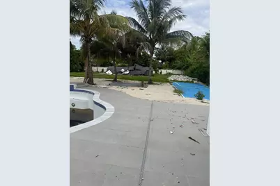290 NW 125th Ave, Miami, FL 33182 - Photo 26
