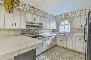 985 NE 84th St, Miami, FL 33138 - Photo 18