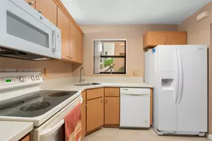 3244 NW 47th Ave, Coconut Creek, FL 33063 - Photo 16