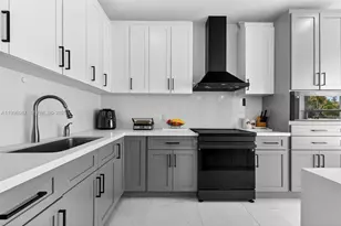 18498 E Covington Trace, Boca Raton, FL 33498 - Photo 20