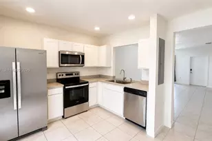 496 NE 5th St, Florida City, FL 33034 - Photo 2