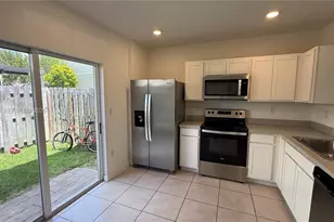 496 NE 5th St, Florida City, FL 33034 - Photo 2