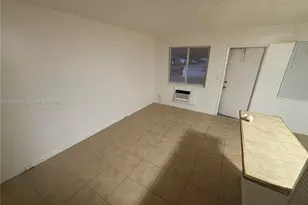 610 NE 12th Ave, Fort Lauderdale, FL 33304 - Photo 2