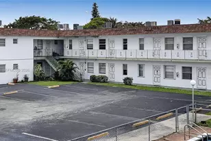 2219 Polk St, Hollywood, FL 33020 - Photo 14