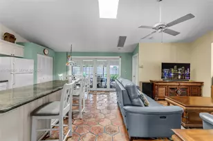 11018 SW 147th Pl, Miami, FL 33196 - Photo 6