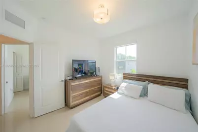 12448 NW 23rd Ct, Miami, FL 33167 - Photo 24