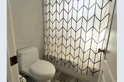 [Address not provided], Pembroke Pines, FL 33029 - Photo 32