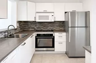 10865 SW 112th Ave, Miami, FL 33176 - Photo 2