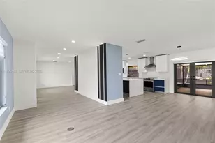 10625 SW 79th Pl, Miami, FL 33156 - Photo 16