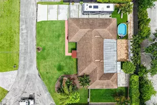 10625 SW 79th Pl, Miami, FL 33156 - Photo 40