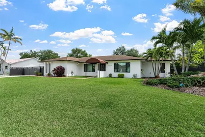 10625 SW 79th Pl, Miami, FL 33156 - Photo 2