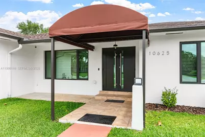 10625 SW 79th Pl, Miami, FL 33156 - Photo 6