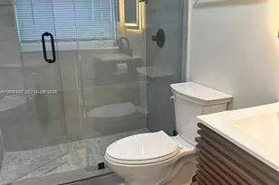 4938 SW 33rd Way, Hollywood, FL 33312 - Photo 2