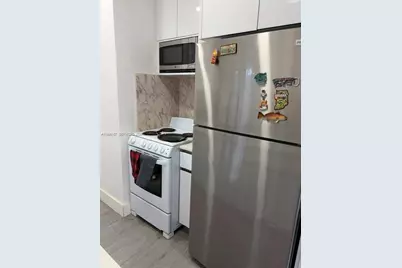 821 NE 6th St #2, Hallandale Beach, FL 33009 - Photo 20