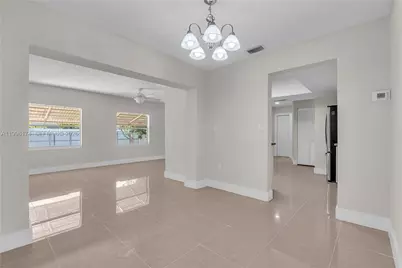 8400 NW 25th St, Sunrise, FL 33322 - Photo 6