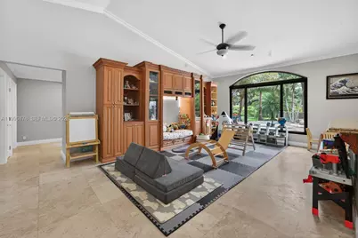 4120 SW 106th Ter, Davie, FL 33328 - Photo 10