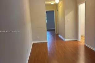 9050 Jacaranda Ln, Plantation, FL 33324 - Photo 4