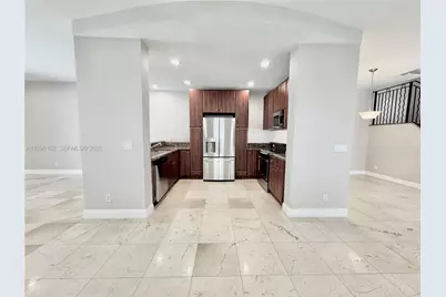 504 SW 4th Ave, Fort Lauderdale, FL 33315 - Photo 12