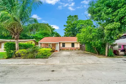 6133 SW 62nd Ter, South Miami, FL 33143 - Photo 2