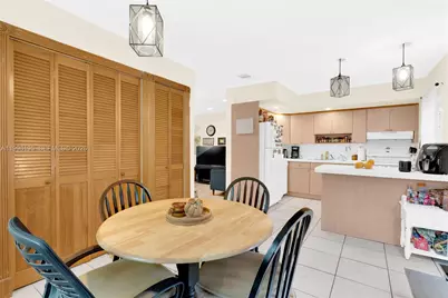 6133 SW 62nd Ter, South Miami, FL 33143 - Photo 8