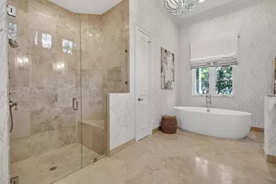 678 Hermitage Cir, Palm Beach Gardens, FL 33410 - Photo 52
