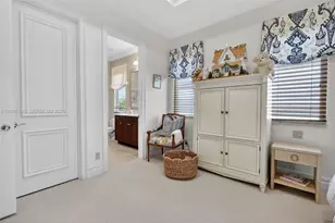 678 Hermitage Cir, Palm Beach Gardens, FL 33410 - Photo 58