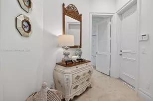 678 Hermitage Cir, Palm Beach Gardens, FL 33410 - Photo 26