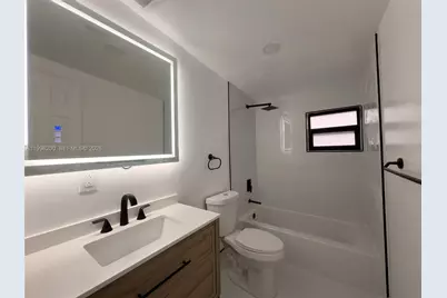 1261 NW 45th St, Miami, FL 33142 - Photo 8