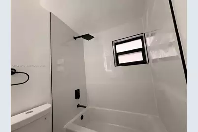 1261 NW 45th St, Miami, FL 33142 - Photo 40