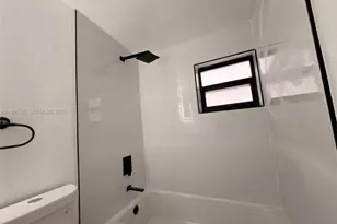 1261 NW 45th St, Miami, FL 33142 - Photo 40