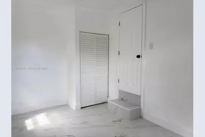 1261 NW 45th St, Miami, FL 33142 - Photo 18