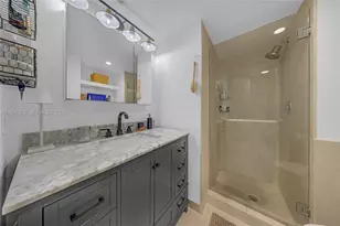 1621 Bay Rd, Miami Beach, FL 33139 - Photo 22