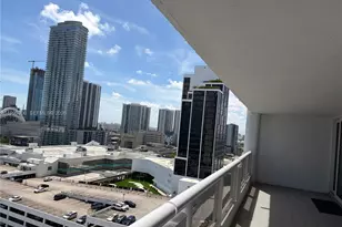 1717 N Bayshore Dr, Miami, FL 33132 - Photo 12