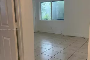 1128 NW 76th St, Miami, FL 33150 - Photo 10