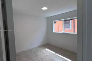 1128 NW 76th St, Miami, FL 33150 - Photo 14